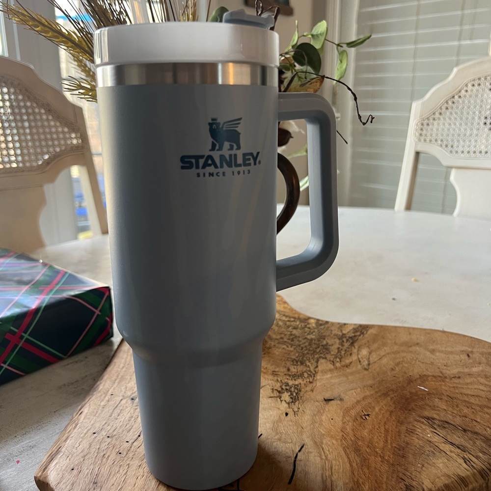 Stanley 40oz